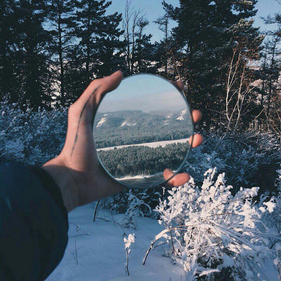 Зимний эстетик. Зима Эстетика. Снег Эстетика. Эстетика зимой. Эстетика зимы человек.