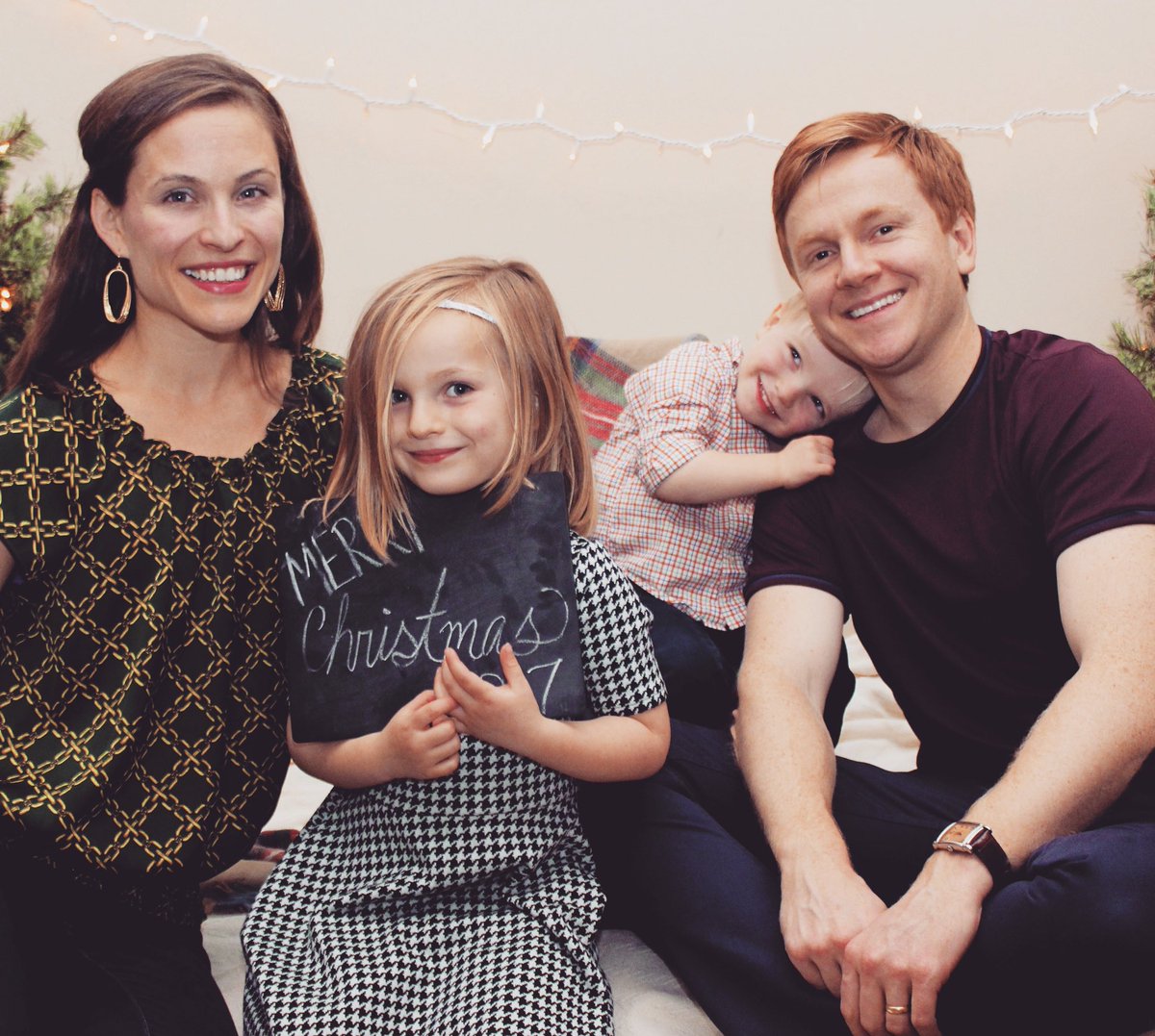 HVanSmith's tweet photo. The Fam. Cheers. https://t.co/cJVpVPlAcv