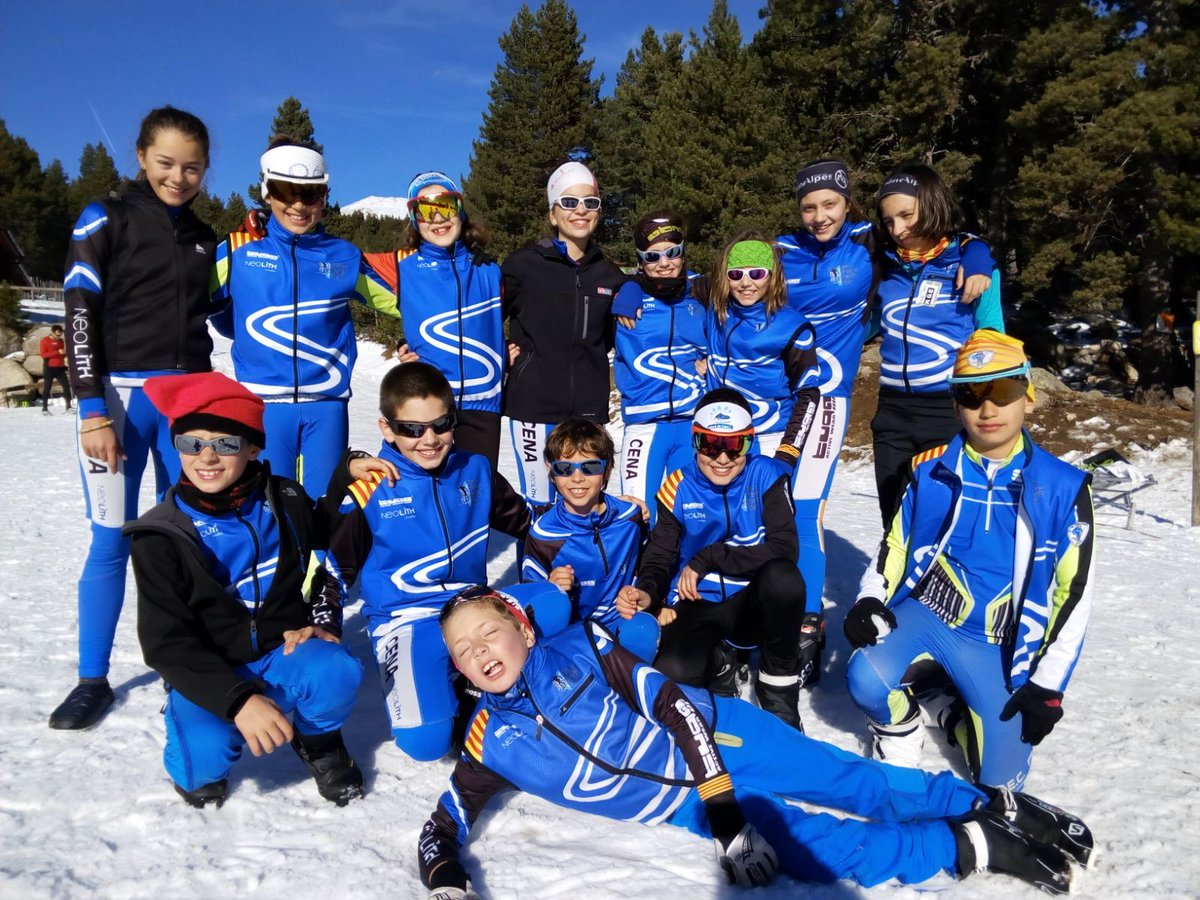 Repartim esforços... i repartim esquiadors!

Uns quants a Aransa fent un Team Sprint amb els clubs catalans i andorrans, i uns altres a <a href="/TuixentLaVansa/">Tuixent - La Vansa</a> Tuixent La Vansa 🎗Tuixent - La Vansa !!

#cenapower #cenainclusiu #cenaalmon #temporada1718
