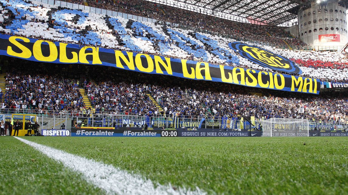 stefanob_95's tweet photo. Anche il 30 dicembre.
Anche dopo 3 sconfitte.

61.852 spettatori.

Unici.
Come sempre. 
Nonostante tutto.

#InterLazio @PresMoratti https://t.co/AG39YnO6io