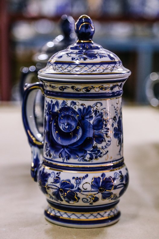 Огромная кружка Деда Мороза в золоте!
#гжель #новыйгод #новаягжель #gzhel #newgzhel #HappyNewYear #гжельшар #новогоднийшар #новогоднийшаргжель #эксклюзивнаягжель #новогодняягжель #кновомугоду #шарнаелку #гжельшарнаелку