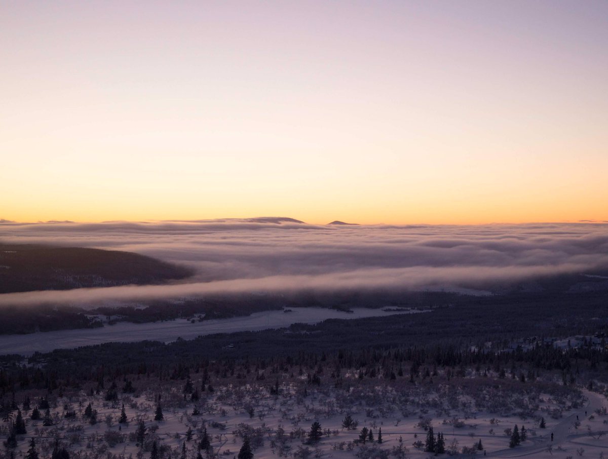 Updated my instagram profile!! <a href="/kamagnusson/">Kris Magnusson</a> 

#travel #winter #PhotoOfTheNight #photooftheday #like #real #instagram