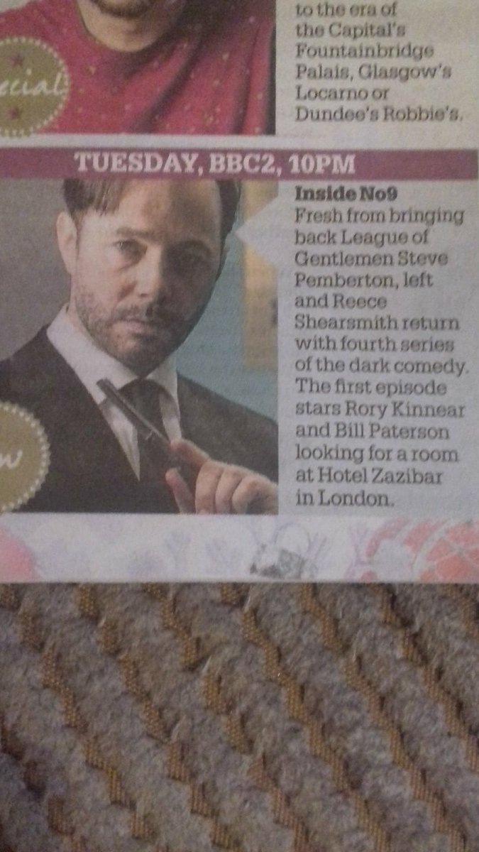 TheDandyTiger's tweet photo. @Daily_Record that's not Steve Pemberton (left). This is a local paper for local people, we don't know outsider names here! 😉 https://t.co/6XAzGdV5EE