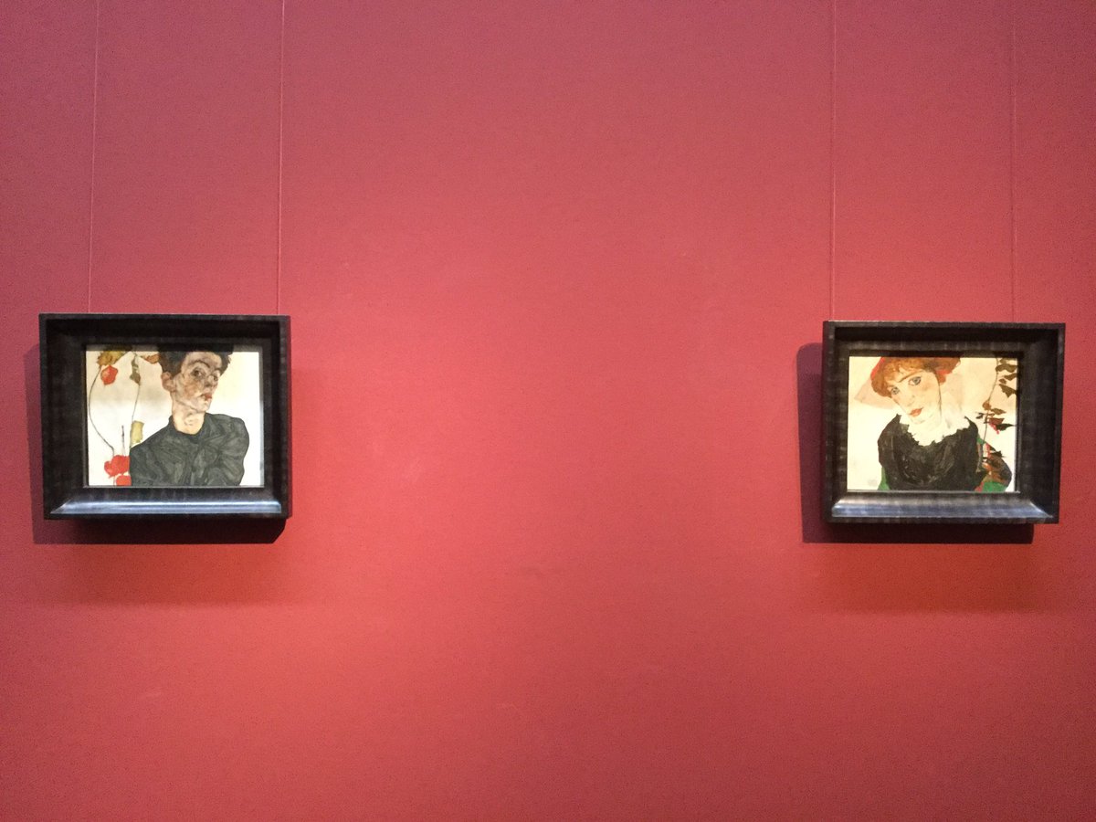 あ カメラ片手につれづれ散歩 Ar Twitter レオポルド美術館は夕方訪問 こちらもベルヴェデーレの絵画館とおなじく 最近撮影okになったんです そんなに規模が大きくないと思っていたのが甘かった エゴン シーレは 自画像以外の風景画やこんな雅な作品も 1