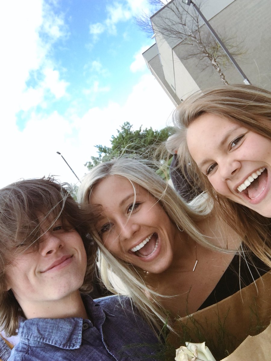csnyd444's tweet photo. O’Leary Lane has some of the best people. Happy birthday Dyl!! Hope your day is as great as you😊 https://t.co/rjtTPjUfjm