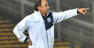 Se comunica que se designó como DT a Héctor Chazarreta, quien en los próx días comenzará con los entrenamientos.