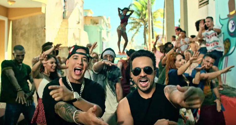 PopCrave's tweet photo. Music videos from 2017 that garnered the most views in 24 hours:
• Look What You Made Me Do (49.9M)
• Despacito (25.7M)
• DNA (21.0M)
• Boom Boom (20.9M) https://t.co/1vofjDOQlz