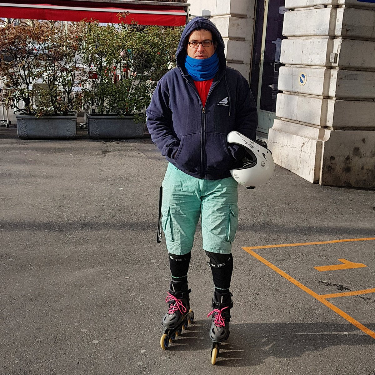 natanfreeskate's tweet photo. Its cold ππ
π§
#cadomotus
#twincambearings #inline_downhill #ilq9probearings #dualbox #inlineskating #inlinedownhill #rollerblades #inlinedownhillskates #inlineskate #inliner #inlineskating #patins https://t.co/sy7mlmbWCO