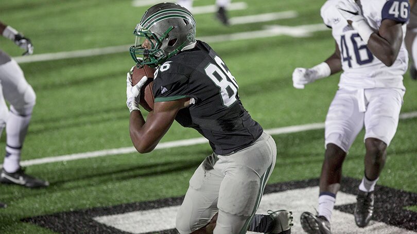 wileygreen_'s tweet photo. Very excited and blessed to receive an offer from Dartmouth! #TheWoods #4stripes #IvyLeague https://t.co/OEBqQhd4C1