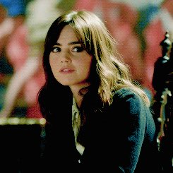 Clara Oswald tweet media