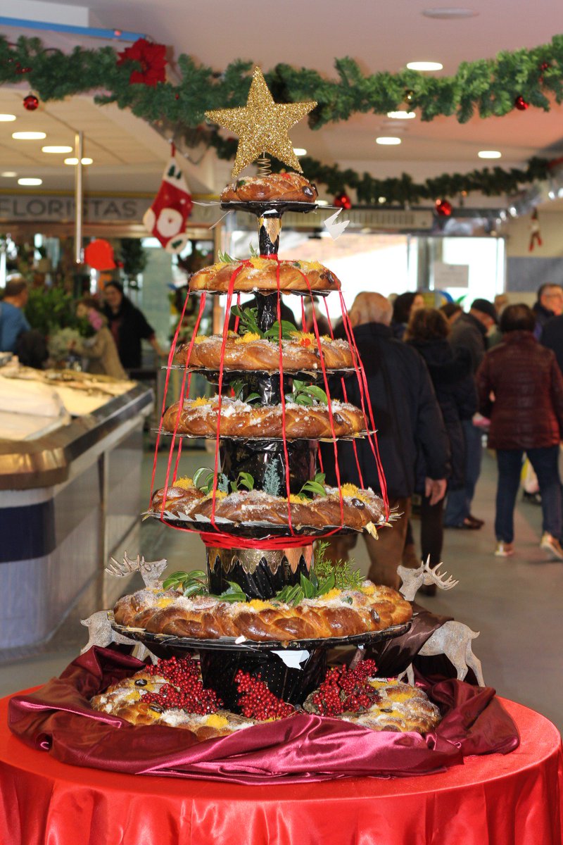 MercadoTravesas's tweet photo. Genial el roscón de esta mañana en el #MercadoTraviesas, gracias a @ElTrigalVigo https://t.co/b3qUnPH6fA