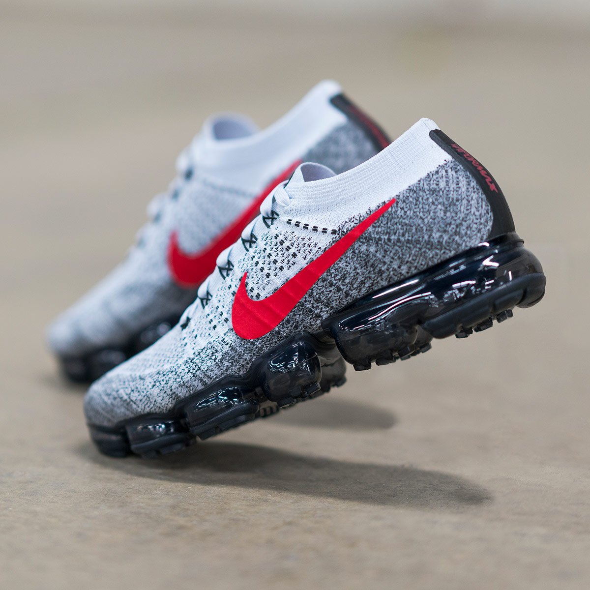 vapormax macys