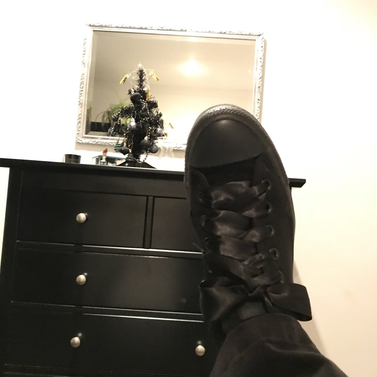 PSciGeek's tweet photo. @claire6thompson @Converse @Gill_D @PharmaSupportDi @DrCDuggan @roogreen @RachaelLemon @han_batchelor @MrsQuaye @RuthEdwards101 @NazarHamde @louisapower Black ribbon-laced @Converse in the monochrome room with the goth tree. #ShoeEvent https://t.co/QCZSGW5dwN
