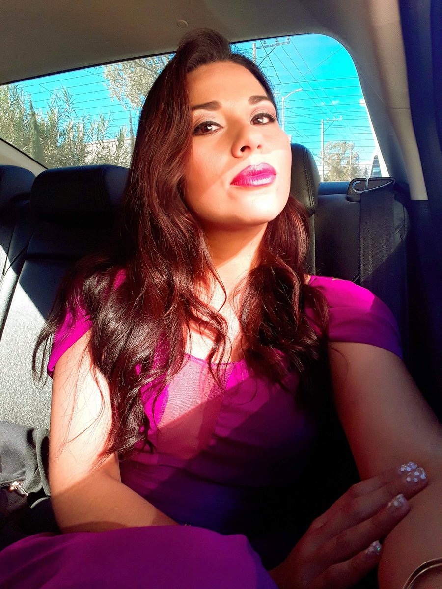 AItzelCaamal's tweet photo. Ya que se acaben las fiestas. El año. Todo. ¡Bye!
#end2017 https://t.co/tObZLdFFEE