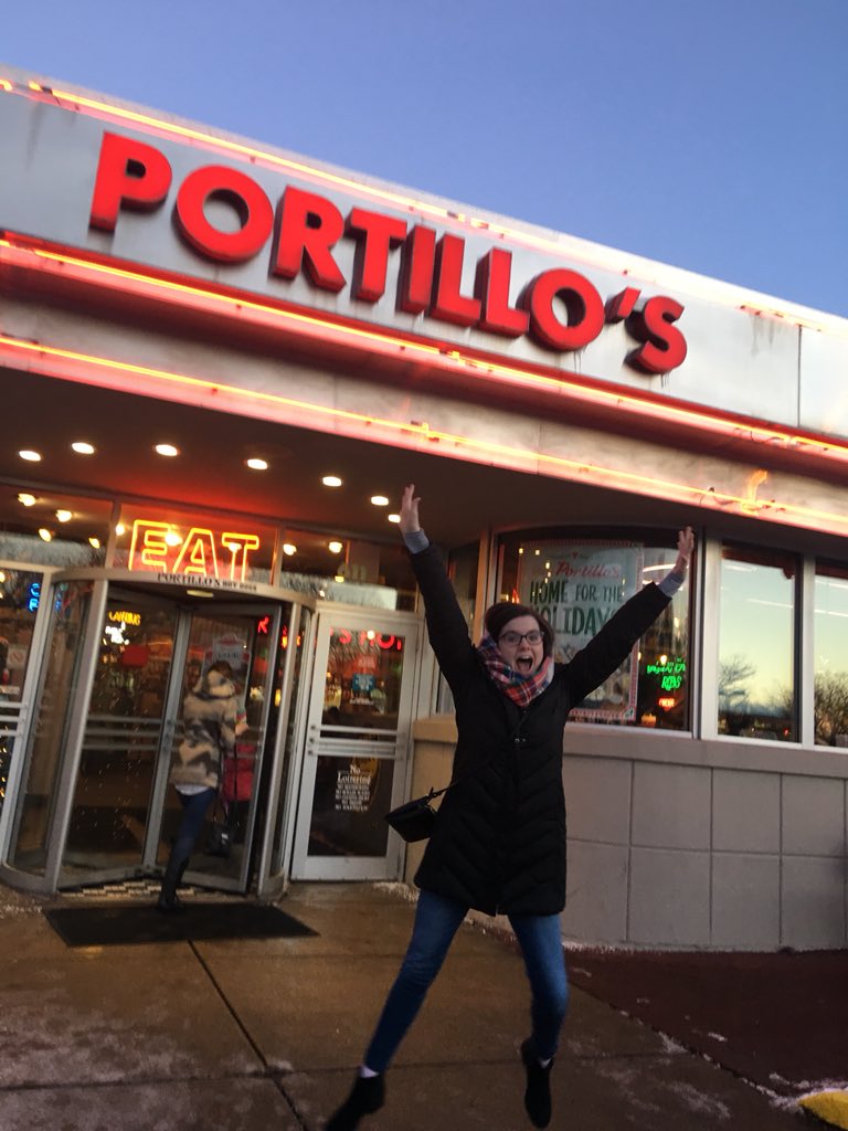 No big city today. We relaxed and then had Portillo’s, which for you Ohio fanatics is way better than Swensons. Also, enjoy the before & after eating picture of  @mospilly who is pushing through like a champ! It was her first time at this classic Chicago eatery. 