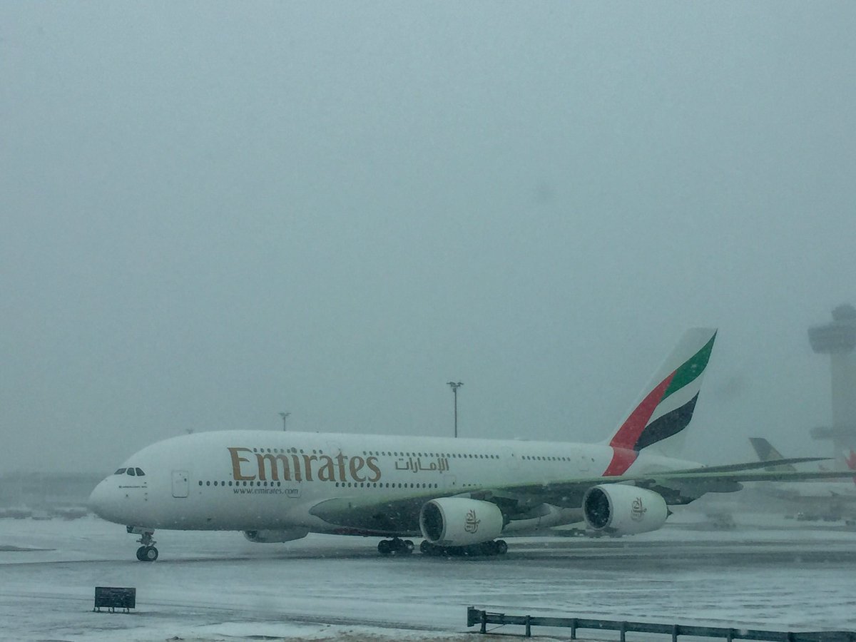 Julio34Meza's tweet photo. Emirates A380 at JFK Airport. https://t.co/qxFm6fR4k5