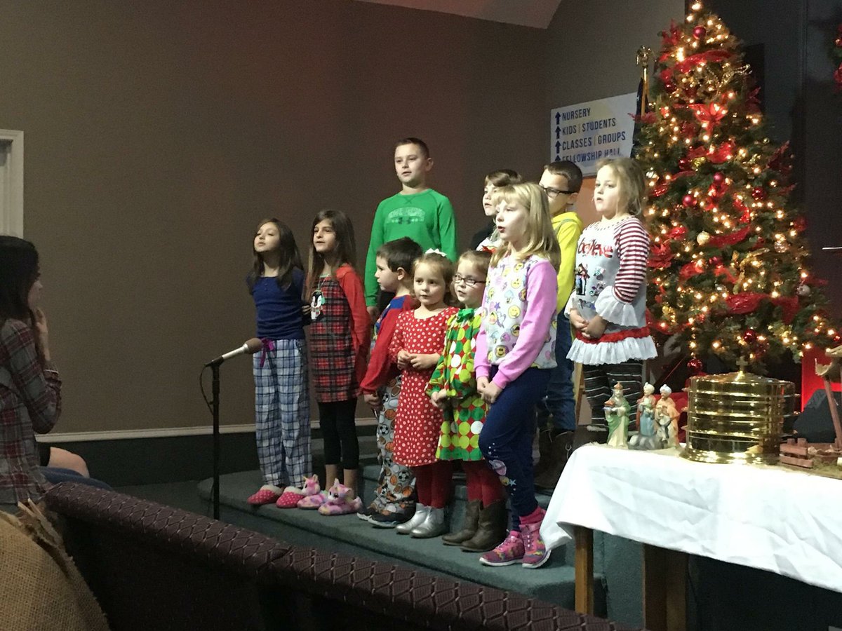 FirstPottsboro's tweet photo. We had such a powerful service for #ChristmasEveWorship last Sunday.
We hope you'll join us tomorrow at 10:45a for #NewYearsEveWorship!
#FirstPottsboro https://t.co/ZOnz0vaq8P