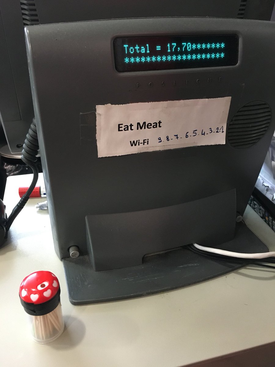 In a world full of vegans this sign I found in a kebab shop brought me back to the good old days🤣