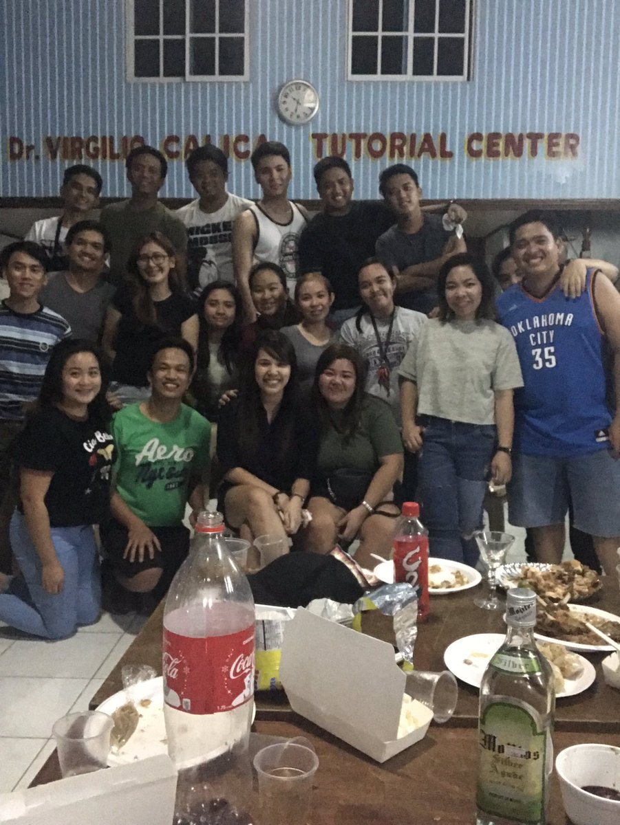 brendelshiii's tweet photo. Had a blast night with these peeps 😘 I hate my hangover but i love you all more 😘😂
#HSClassmates https://t.co/uqy08nqV4u