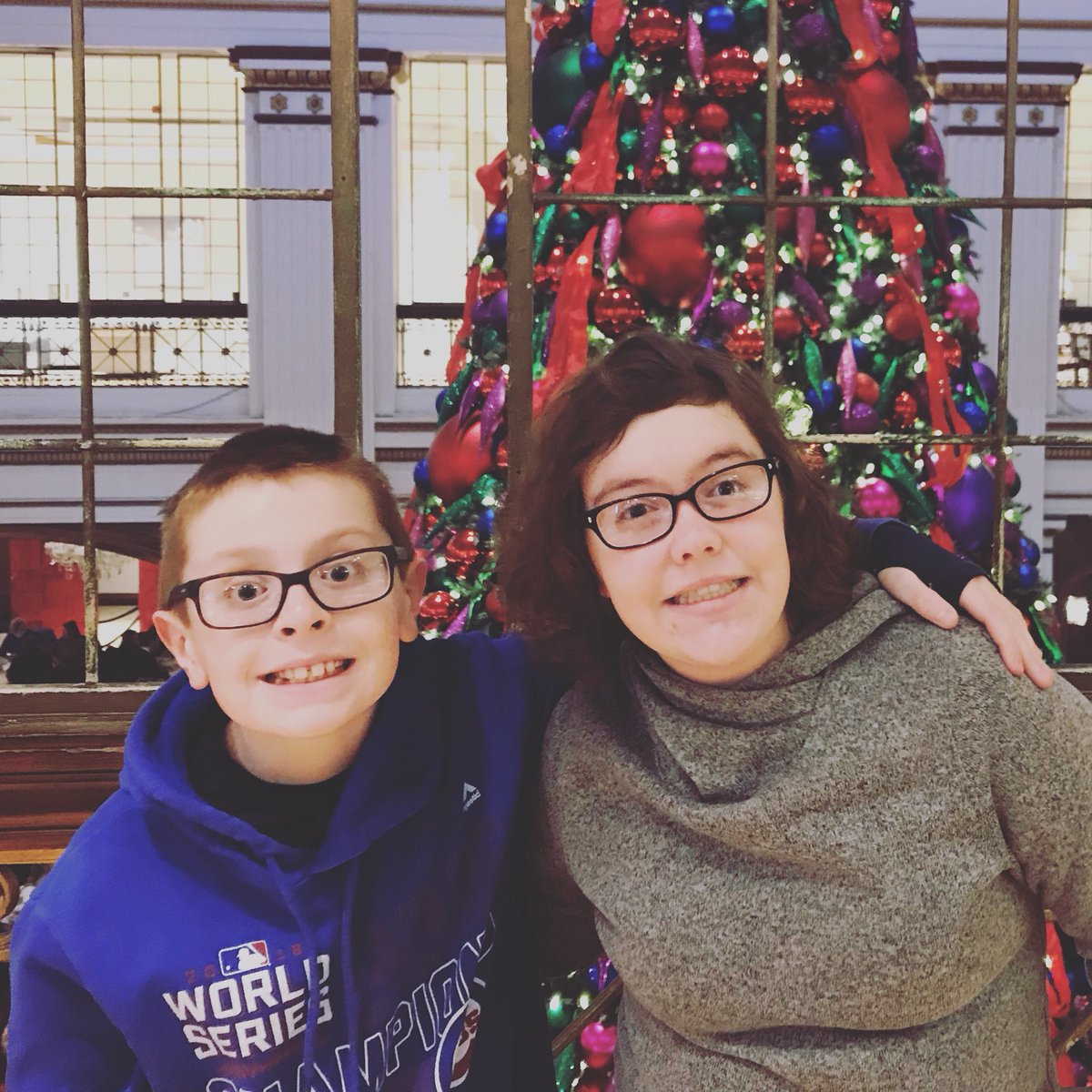 PattieBolek's tweet image. #WalnutRoom 2017