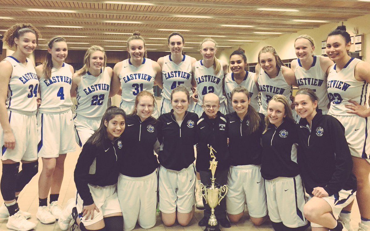 THECoachK20's tweet photo. Great way to close out 2017 @EVGBB! Onto 2018, ready to get better⚡️💪 ⚡️#faithfulinthesmallthings #buildingyourownhouse #everyday #ZOOMOUT https://t.co/QZnZv6tZOj