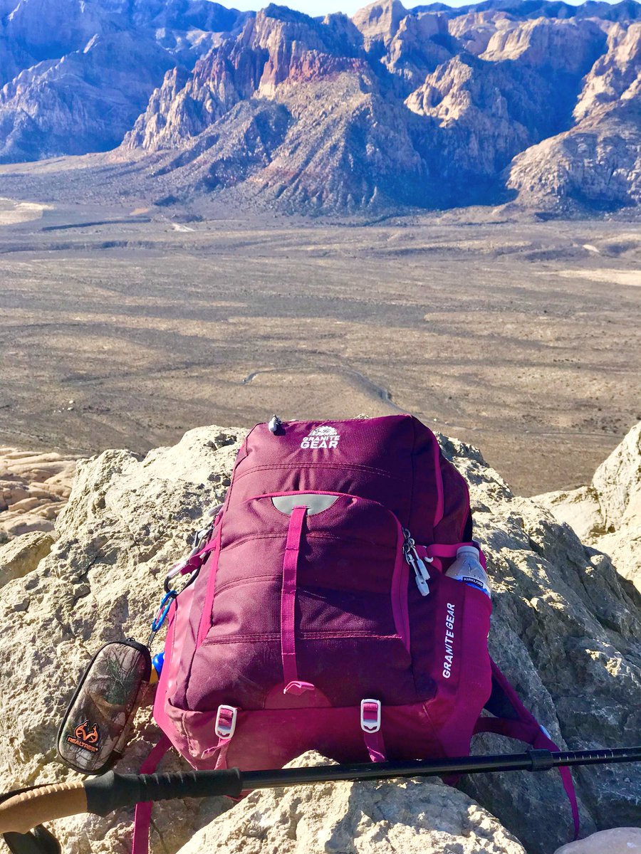 cbeckwith03's tweet photo. Today these 8 hikers conquered #TurtleheadPeak @RedRockCynLV
“Climb Mountains not so the world can see you, but so you can see the world.”
#optoutside #optoutdoors #choosemountains #RedRockCanyon #hiking #Love2Hike #hikingaddict #hikingadventures #nature #natureaddict #climb https://t.co/6DhLb3P9E1
