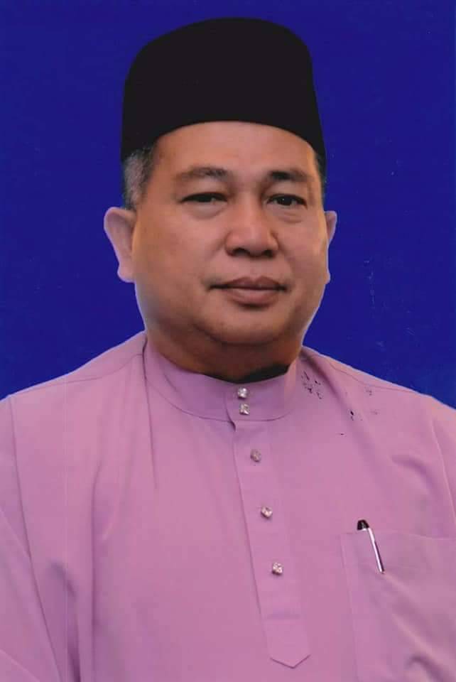 Innalillahi wa'innailaihirrojiun
Allahummafirlahu warhamhu wa'afihi wa'afuanhu...

Diberitakan YB DATO SHOHAIMI BIN JUSOH (ADUN Lepar) telah meninggal dunia pagi td. Sama2 kita mndoakan kesejahteraan Allahyarham dan kami ucapkan salam takziah kpd keluarga beliau. <a href="/RazibSRBrians/">R-jib</a>