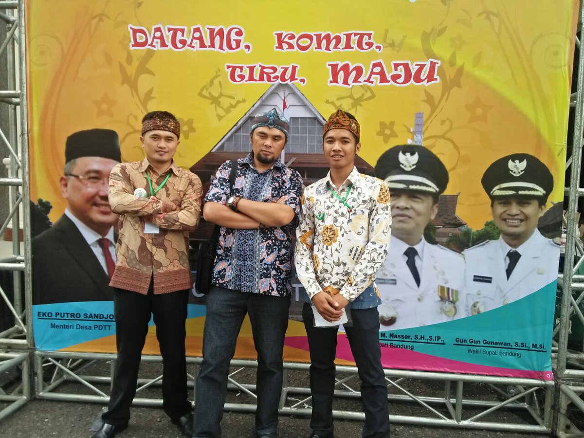 Bursa inovasi desa kab. Bandung. Desa berinovasi
#GerakanInovasiDesa 
<a href="/jokowi/">Joko Widodo</a> 
<a href="/EkoSandjojo/">Eko P. Sandjojo</a> 
<a href="/anwsanusi/">Anwar Sanusi</a> 
<a href="/taufikmadjid71/">IG : taufik.madjid</a> 
@fachrilabalado 
<a href="/tppindonesia/">Pertepedesia</a> 
@PDKemendesaPDTT
