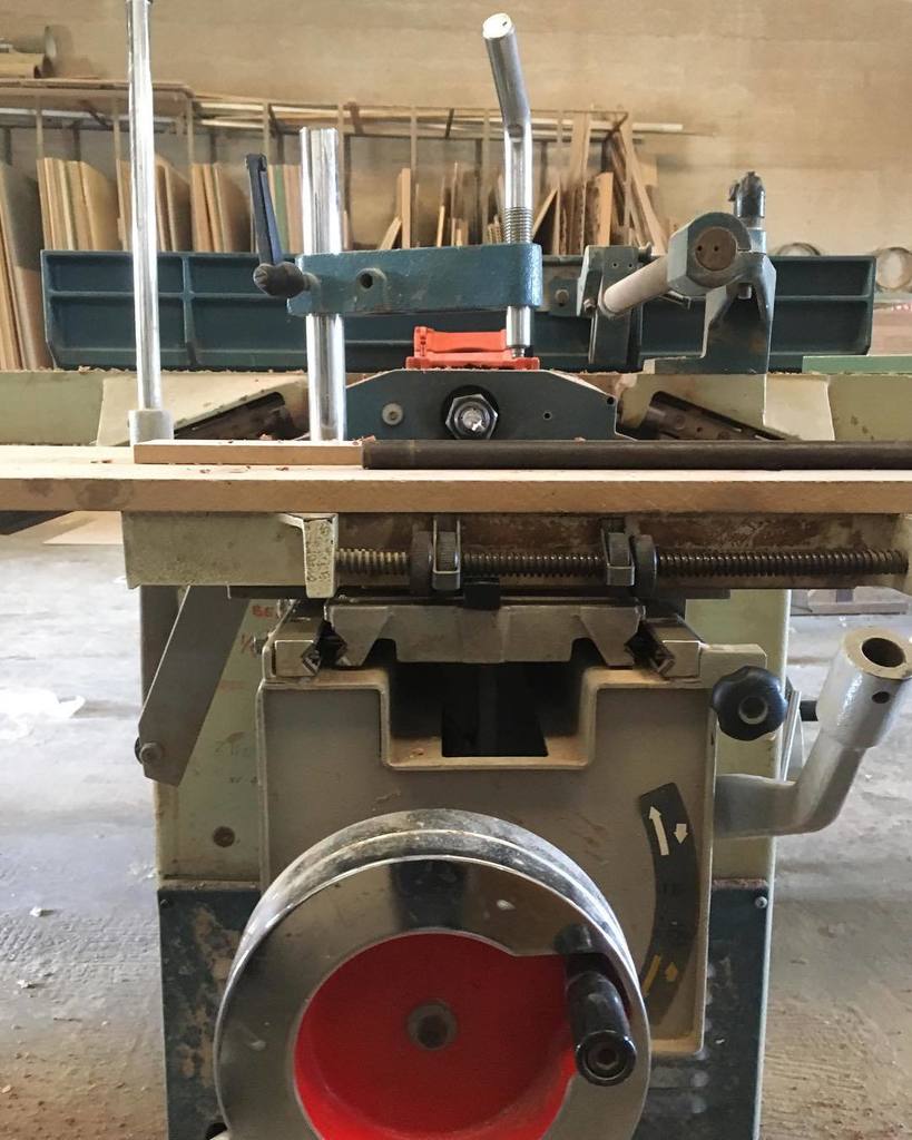 GhanemIndustry's tweet photo. Great machines plus the best woodworking skills will allow you to create amazing wooden projects. @ghanemindustry.

Follow us!!! @ghanemindustry 
#GhanimIndustry #DubaiInteriors #Repolished #SolidWood  #Door #TheDoors #Doors #Cozy #ArtsAndCrafts #SimpleJoys #LivingRoom #Livi… https://t.co/PpNmWbwTaq