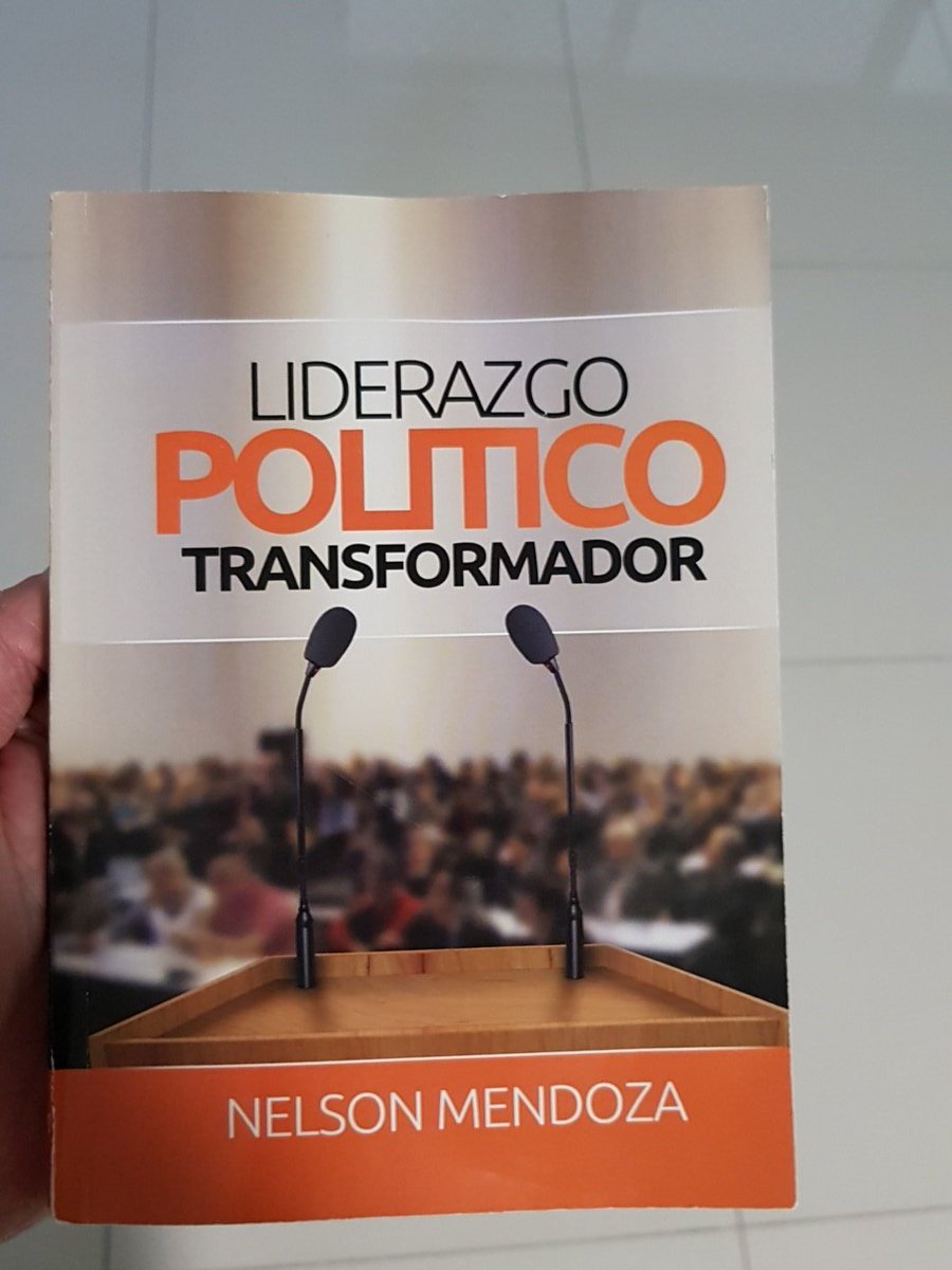 daniel_mein's tweet photo. No esperaba que fuese tan interesante como lo fue ... Muchos por ahí deberían leerlo y aprender un poquito de historia y liderazgo https://t.co/5WIeQrYFUc