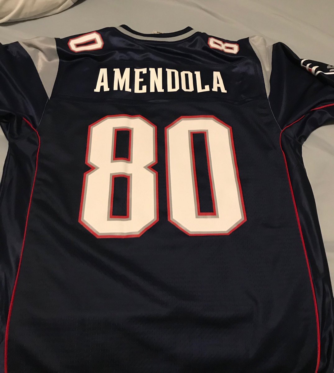 KhrizFrancisco's tweet image. I got my Amendola jersey today i bought from nflshop.com but it’s way too big! #illfitting #smh 😥... it would have been perfect timing for tomorrow’s game! Anyways, good luck tomorrow, @Patriots @DannyAmendola! 🏈
