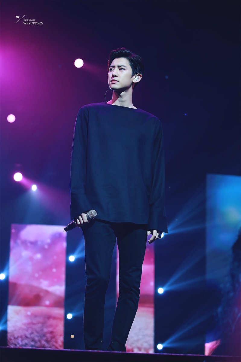 mohyunee_cy's tweet photo. ฮรืออออออออออออมือสั่น ใจสั่นไปหมดแล้ววววววววววววววววว #CHANYEOL https://t.co/Ir3RWDXCnK