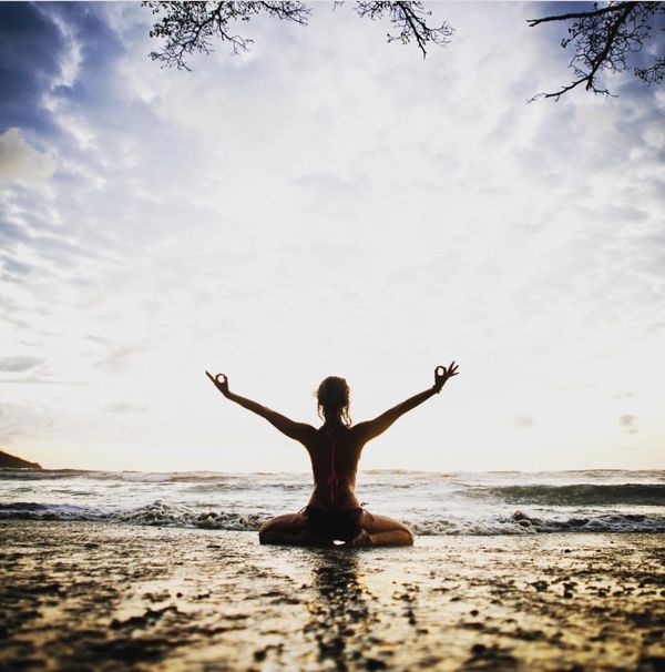 mymethodlife's tweet image. As we reflect upon this past year we want to thank  everyone who has been part of our journey so far. We can't wait to see what 2018 brings as we continue to grow.  A huge thank you to our fantastic teachers &amp;amp; wonderful clients, bring on the new year! #FindYourReflection 🙏