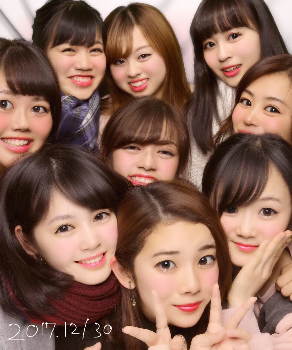 shoostabot's tweet photo. あんじぇ忘年会❤️
ハタチになってもプリで大騒ぎ😆
ケツアゴめいこ不在😭
みんながずーっと大好き！ https://t.co/q4OAIgAfaQ