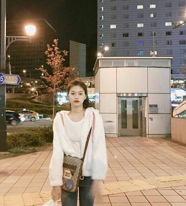 kpopgfmaterial's tweet photo. doyeon • ioi (former member); weki meki https://t.co/HqQqAfKDSD