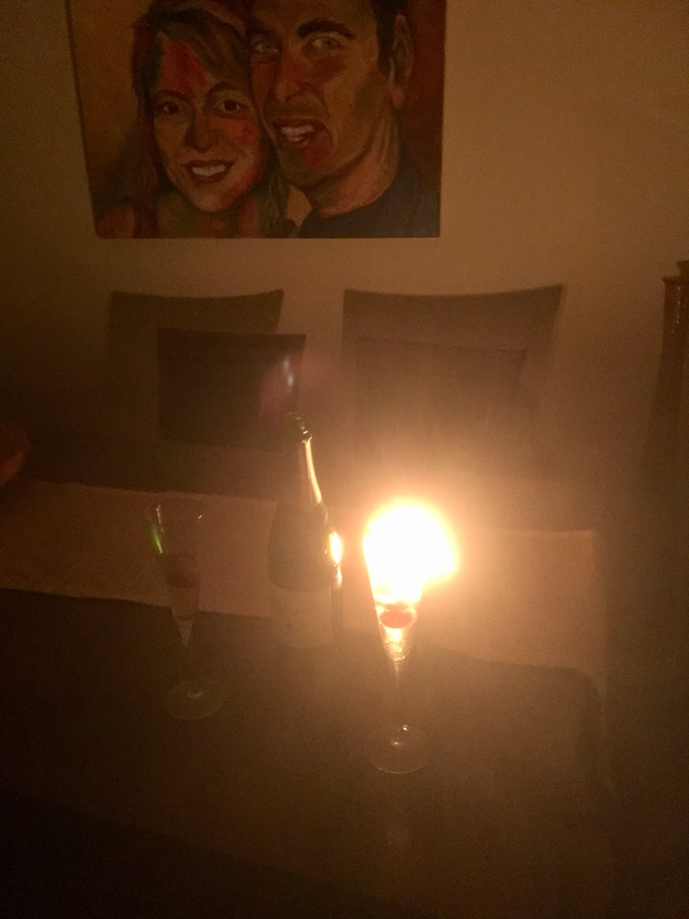 MichelleRoza1's tweet photo. Extraordinary Love is dancing in your living room to Frank Sinatra songs, drinking champagne and kissing just because💕
#crazylove
#keepingthelovealiveforalifetime https://t.co/nkukGyeksi
