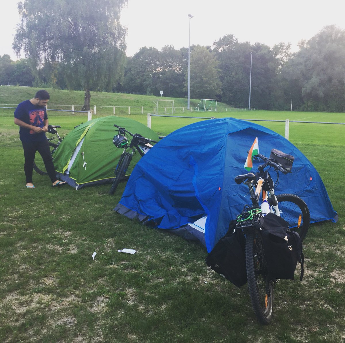 TooroueTours's tweet photo. My Tent my cosy house #camping #campinglife #lifeisbeautiful #Germany Team #Tooroue #Europevacations #Europe #Adventure lovers #cycling #cyclelife #eurovelo6 #Greenearth #Bestway2travel #Rickyoncycle #Paris #amsterdam #aachen #colmar #frankfurt https://t.co/rAjvDoDsqM