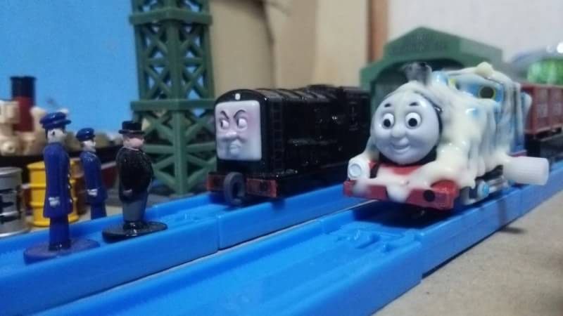 ヒロキ きかんしゃトーマス Akb48 今年したカププラ再現 岩のボルダー トーマスと臭いチーズ ジェームスが危ない T Co 0csuanmd6s Twitter