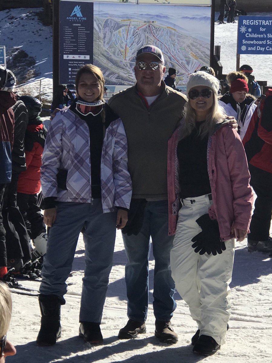 RunnelsLori's tweet photo. Until we see you again Angel Fire...thanks for the memories!! #skiangelfire https://t.co/xns5qnUysi