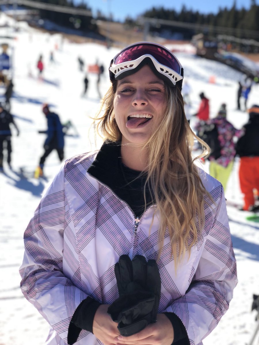 RunnelsLori's tweet photo. Until we see you again Angel Fire...thanks for the memories!! #skiangelfire https://t.co/xns5qnUysi
