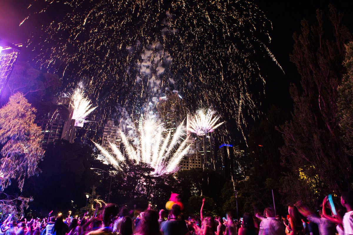 NYE Melbourne tweet media