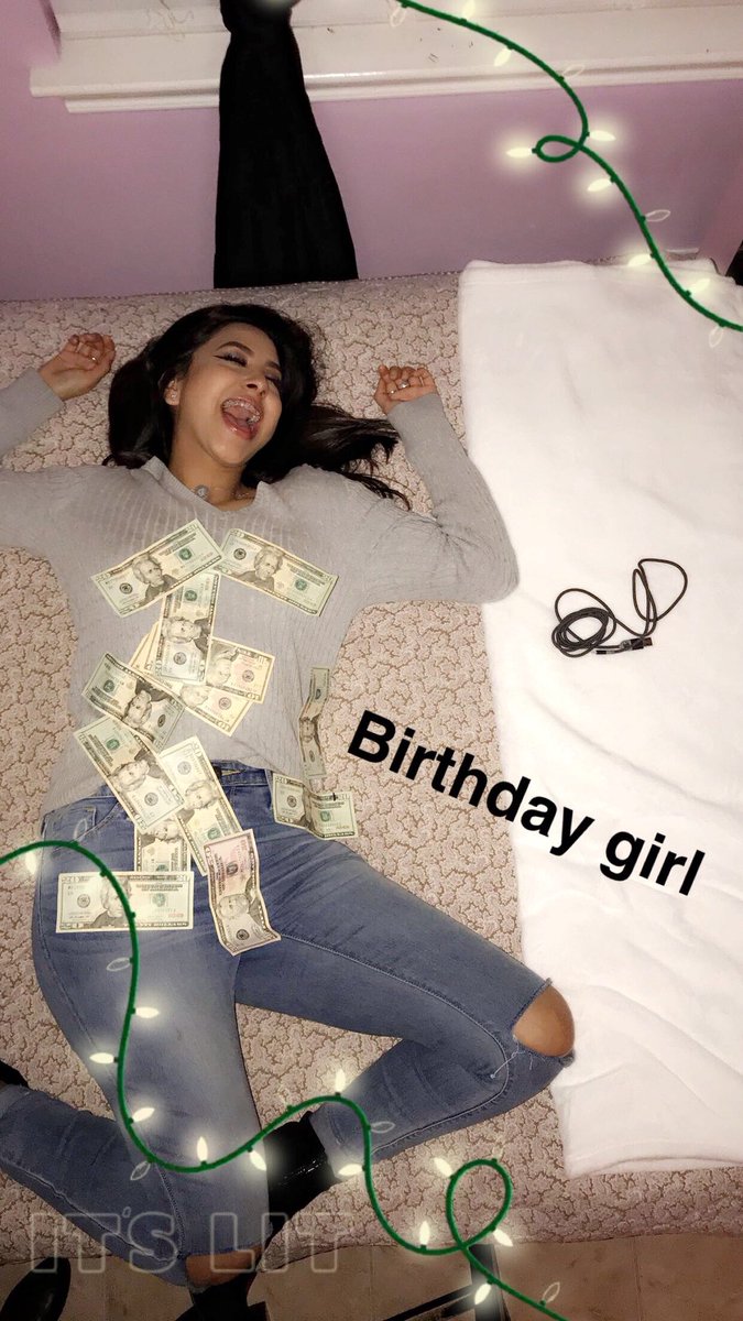lexalicioussxo's tweet photo. Looks like the strip club is a good job after all 💪🏼 https://t.co/r6tdMOasAi