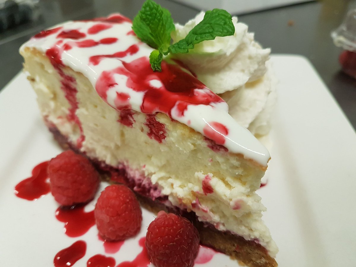 cilantro_chive's tweet photo. Move over pumpkin - our new seasonal White Chocolate Raspberry Cheesecake is here!

Who wants a slice? https://t.co/Batf4fgzuh
