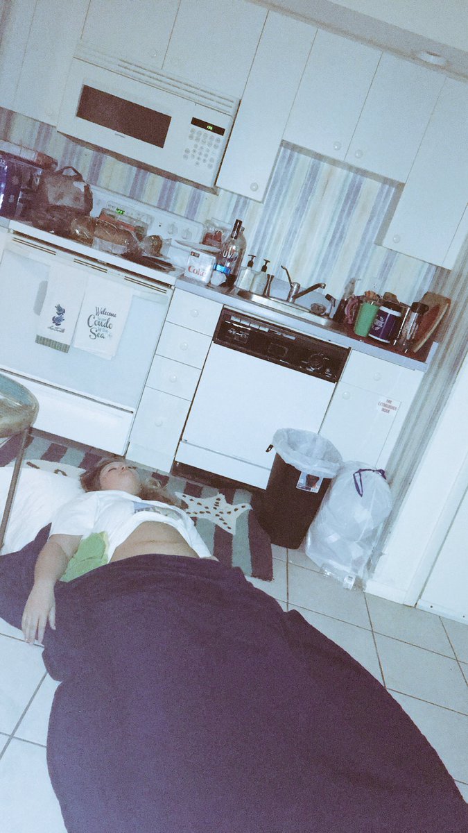 emeraldfry14's tweet photo. When you wake up the morning after going out and realize what you thought was your bed is really the kitchen floor #SpringBreak2K17 https://t.co/VgMT1zvCte