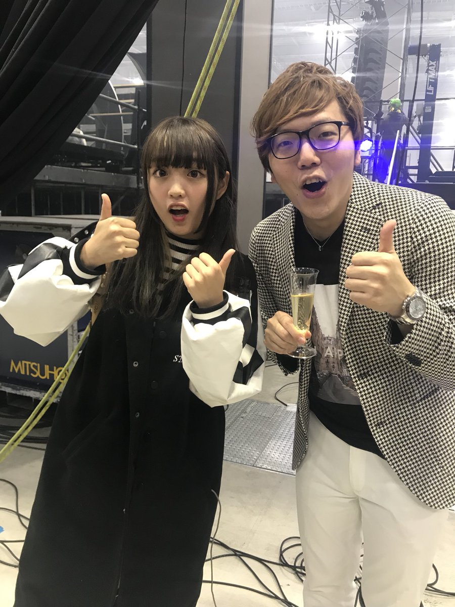neo_neo66's tweet photo. HIKAKINさん！！！

東海オンエアの
としみつさん！虫眼鏡さん！
てつやさん！しばゆーさん！

ありがとうございました😭✨✨ https://t.co/ls6dg4z2P8