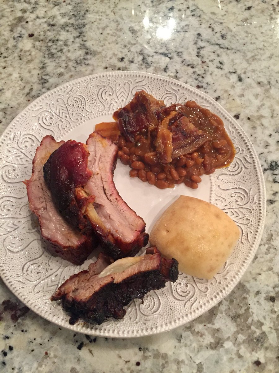 CajunMallard's tweet photo. Smoked some babybacks on the @BigGreenEgg tonight. Used a new rub developed by a good buddy @jaydurbin Let me be the first to tell you this is on point. There’s nothing out there like this! #mojorub #sweetheat https://t.co/mPMSG3tzFh https://t.co/jlVyPfOWEA