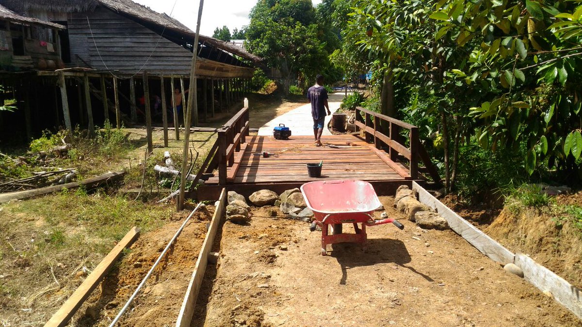 Muhlis_Aang's tweet photo. Manfaat dana desa dalam meningkatkan kesejahtraan masyarakat https://t.co/Qprte8VQ5L