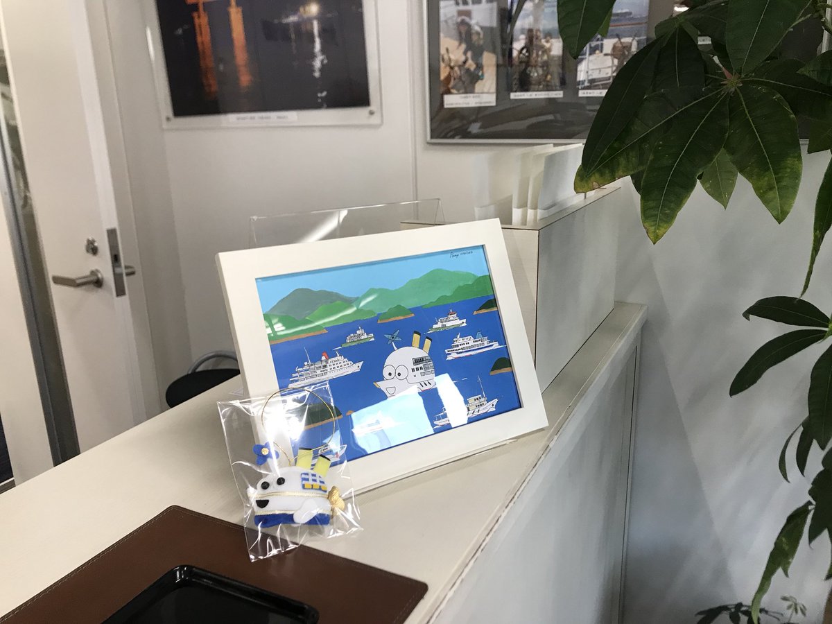 ペンミ Carpenguin No Twitter 受付カウンターにpunipさん Punipcruises のイラストが飾られてありました あ 銀河クルボンくんのオーナメントもお渡ししてきましたよ
