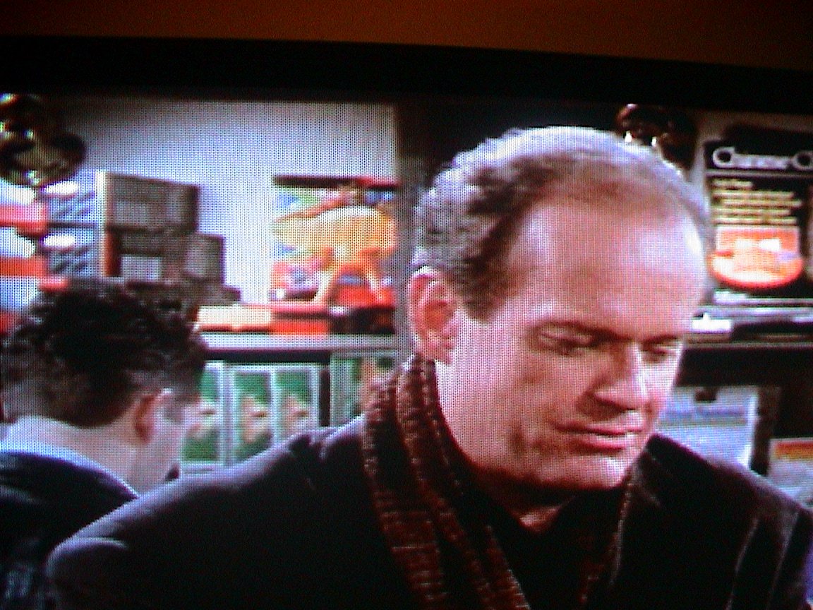 Cybershell's tweet photo. woke up in a cold sweat and googled "earthbound in frasier" https://t.co/VdWjJxpc4t