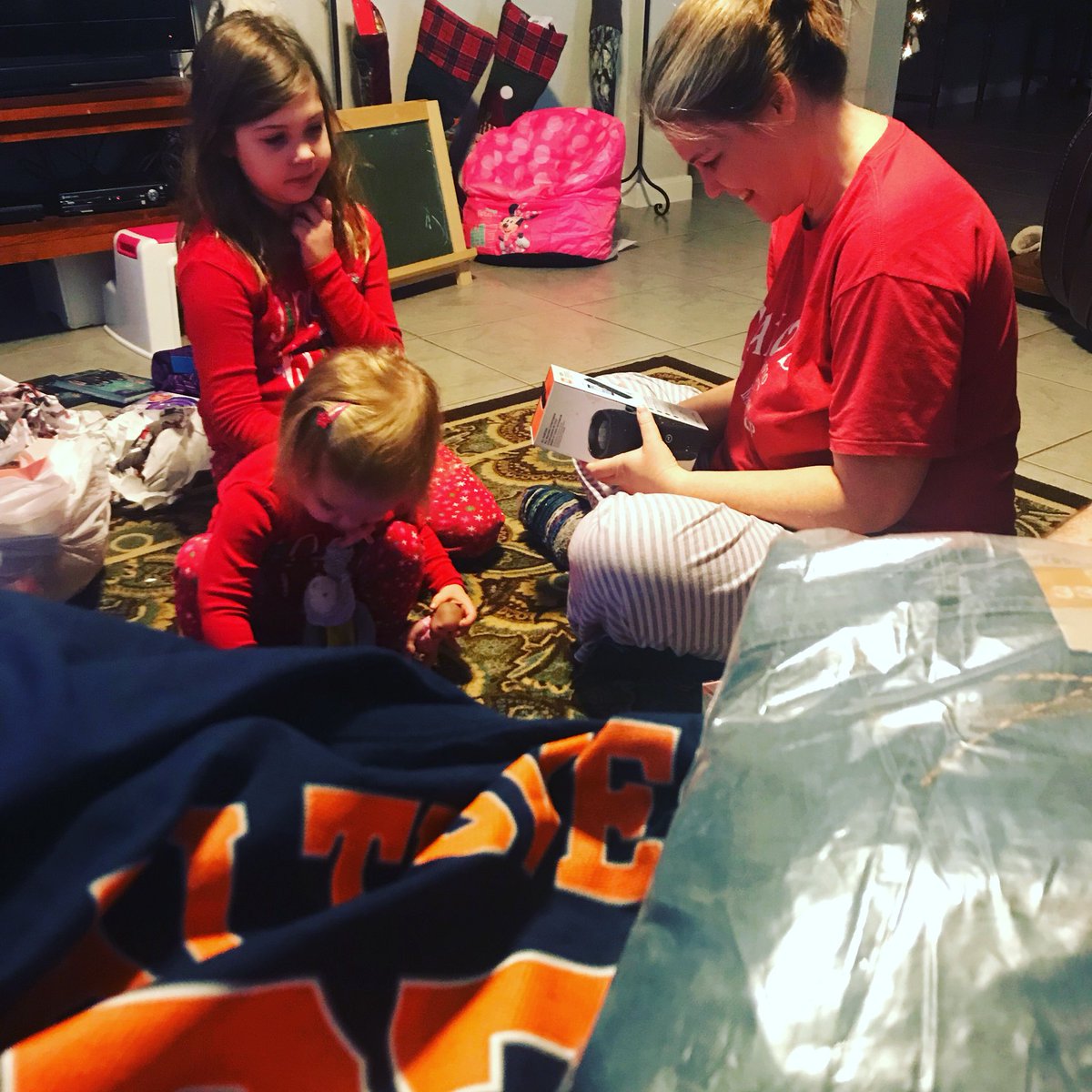 Justin Saunders tweet media